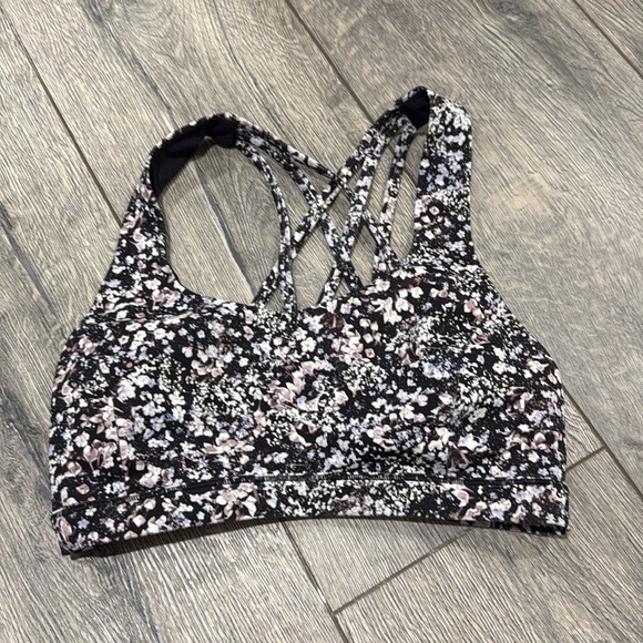 • Lululemon • Women’s Free To Be Serene Bra Floral Spritz Multi White Black 6 - Picture 3 of 4